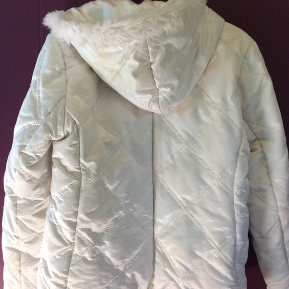 Silky soft down coat - Picture 3 of 3